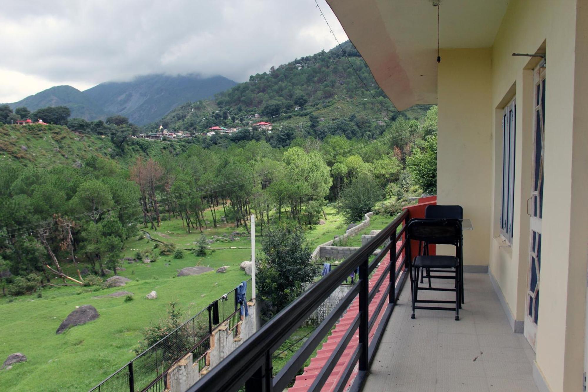 Hobo Hostel Dharamshala Bagian luar foto