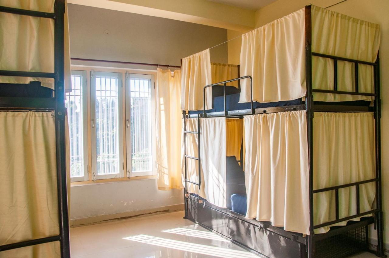 Hobo Hostel Dharamshala Bagian luar foto